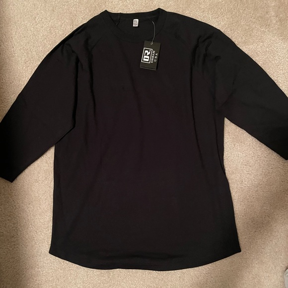 Basic Black Tee - Picture 1 of 6